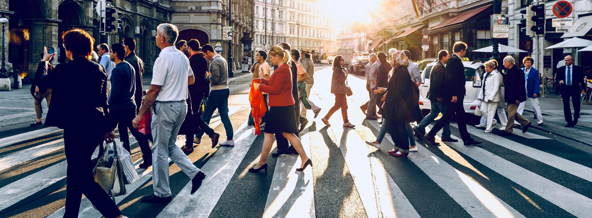 Pedestrian Traffic – Manual and Intelligent Digital Counting